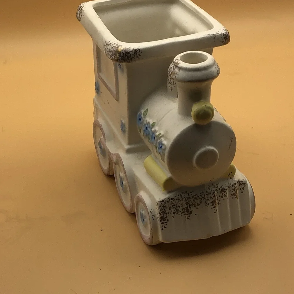 Train Planter W/ Kitten Baby Shower Decor Napcoware C-6701 Napco VTG Baby Room